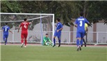VIDEO: Văn Toản phá bóng hụt, Suphanat nâng tỷ số lên 2-0 cho U22 Thái Lan