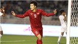 VIDEO: Đức Chinh tăng tốc như Ronaldo, dứt điểm như Messi, nâng tỷ số lên 2-0