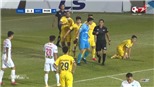 Tranh cãi quả penalty ở phút bù giờ cuối cùng giúp HAGL thắng Nam Định
