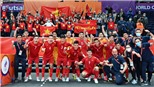 HLV Phạm Minh Giang về nước sau tuyển futsal Việt Nam