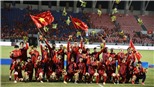 VIDEO: Tuyển nữ Việt Nam hát Quốc ca đầy xúc động với tấm HCV SEA Games