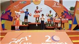 Anh em Văn Duẩn, Nguyệt Minh so kè Áo xanh giải HTV 2018