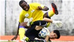 Thầy cũ sốc khi ngoại binh  V-League nhập tịch bị bắt vì lừa đảo