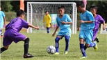 Công Vinh giúp cầu thủ nhí tỏa sáng
