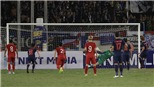 Văn Lâm khiến 'sao' tuyển Thái phải xin lỗi CĐV