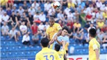 Chuyển nhượng V-League 2021: 'Trâu chậm uống nước đục'