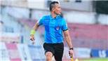 Trọng tài bị thủ môn CLB TPHCM làm gãy răng