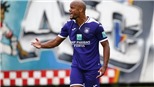 VIDEO: Kompany chưa thành công với Anderlecht trong vai trò cầu thủ kiêm HLV