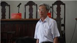 Tống đạt quyết định thi hành án 3 năm tù đối với ông Nguyễn Khắc Thủy về tội dâm ô đối với trẻ em