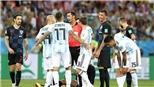 ĐIỂM NHẤN Argentina 0-3 Croatia: Argentina tệ nhất nhiều năm qua. Messi như 'vật thể lạ'