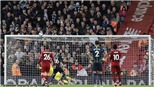 Man City hòa Liverpool, Guardiola xin lỗi Jesus, thừa nhận không biết Mahrez đá 11m cực tệ