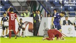 Văn Toàn sụp xuống sân, Quang Hải thất thần sau khi Việt Nam thua Nhật Bản