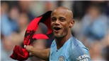 Vincent Kompany nhận tin 'sét đánh' sau thông báo rời Man City