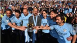 Man City vẫn chưa thể sánh ngang MU dù giành cú 'ăn ba'