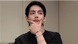  V BTS khiến fan khó hiểu với thói quen thích đi chân đất