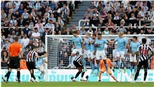 Newcastle 3-3 Man City: Haaland lập công, Man City vẫn bất ngờ chia điểm 