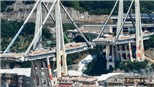 Italy đặt phiến dầm khổng lồ đầu tiên trong dự án khôi phục cầu cạn Morandi