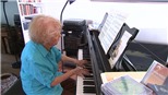 VIDEO: Cụ bà 103 tuổi chơi piano được tròn 1 thế kỷ