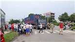 Xe container gây tai nạn giao thông nghiêm trọng khiến 3 người thương vong
