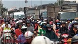 TP.HCM: Ba ô tô tông nhau liên hoàn, nhiều người hoảng loạn