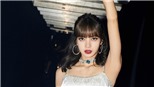 Lisa Blackpink quyến rũ lạ thường trong loạt ảnh trên bãi biển