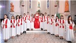 'Sao Mai' Phạm Thùy Dung 'đi ngược xu thế' bằng CD đầu tay và MV 'Ave Maria'