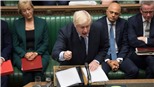 'Chết vào một ngày khác' và loạt phim dài tập Brexit 