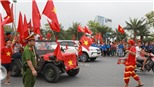 Cổ động viên hồi hộp chào đón U23 Việt Nam về nước