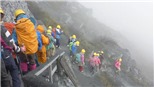 Nhật Bản giải cứu khoảng 200 người bị mắc kẹt trên núi do mưa lớn