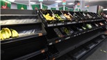 Các cửa hàng tạp hóa tại Anh cảnh báo nguy cơ thiếu hàng