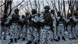 Thêm nhiều quốc gia sơ tán công dân khỏi Ukraine