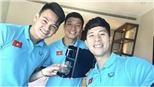 Bùi Tiến Dũng mang máy pha cà phê đi Australia