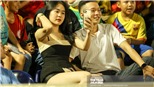 Hot girl ‘đốt cháy’ sân Vinh
