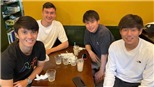 Văn Lâm tự tin ‘chém gió’ bằng tiếng Nhật cùng đồng đội