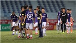 Hà Nội FC thắng đậm, HLV trưởng cãi nhau với đội trưởng