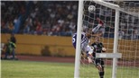 Tuyển thủ U22 cứu bóng như sao Man City