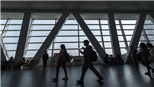Du khách rời Malaysia phải đóng 'thuế tạm biệt'