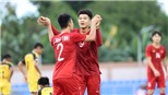 Đức Chinh nhận thưởng 'nóng' sau cú poker vào lưới U22 Brunei