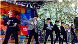 Con trai ông Trump gây bão khi vô tình chỉ trích fan BTS dựng trại đợi hòa nhạc
