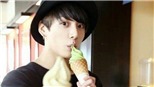 Bắt thóp Jungkook BTS: Chỉ một que kem là không biết trời đất gì!