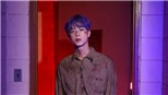 Vai Jin BTS quá rộng tới mức có thể dùng như vũ khí, nạn nhân đầu là Jimin