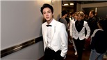 Lịch thiệp với phụ nữ như Jin BTS quả là hiếm có khó tìm