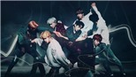 ARMY tức tối mang xe tải tới biểu tình trước tòa nhà công ty quản lý BTS