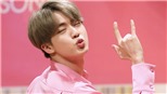 BTS: RM nổi nhất phố vì món quà chói mắt của Jin