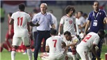 Việt Nam vs UAE: Báo chí UAE hiến kế cho HLV Bert van Marwijk trước trận gặp Việt Nam