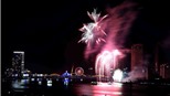 Lễ hội pháo hoa DIFF 2018: Rực rỡ màn trình diễn pháo hoa của đội Thụy Điển và Bồ Đào Nha 