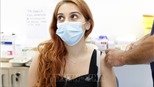 Dịch Covid-19: EU đạt tiến triển trong chiến dịch tiêm vaccine