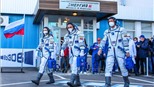 Đoàn làm phim Nga trở về Trái Đất sau 12 ngày ghi hình trên ISS   