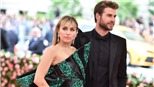VIDEO: Miley chia tay Liam sau 8 tháng kết hôn, khẳng định mình thuộc cộng đồng LGBT?