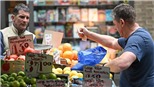 Lạm phát tại Anh tăng lên mức kỷ lục mới trong 40 năm qua